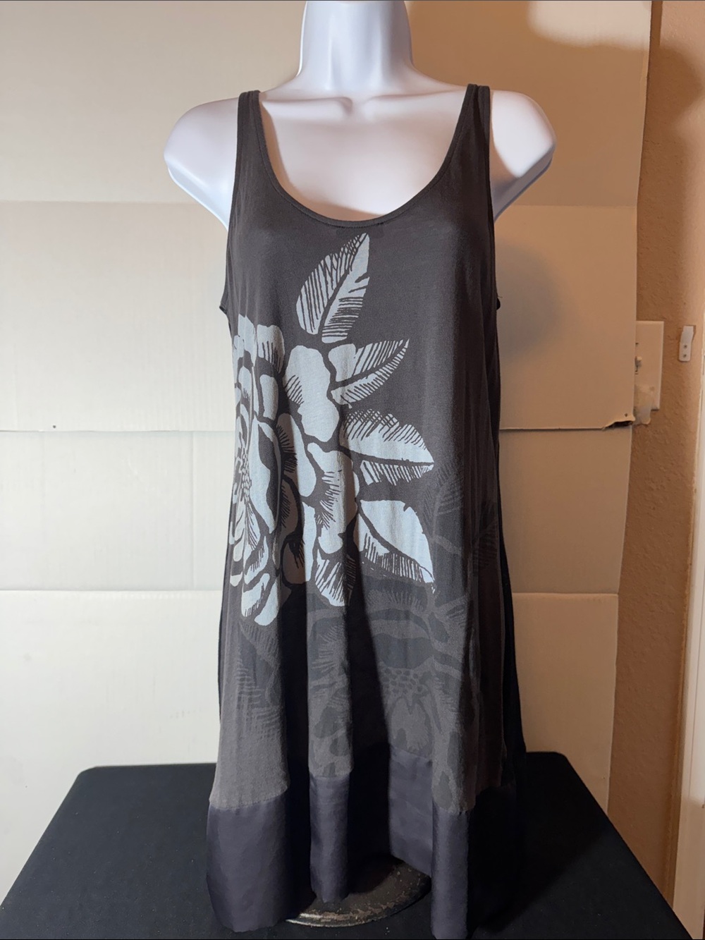 Express Charcoal Tank Top with White Floral Graphic